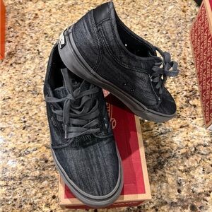 Vans Classic Slip On size 9.5 men’s, 11 women’s